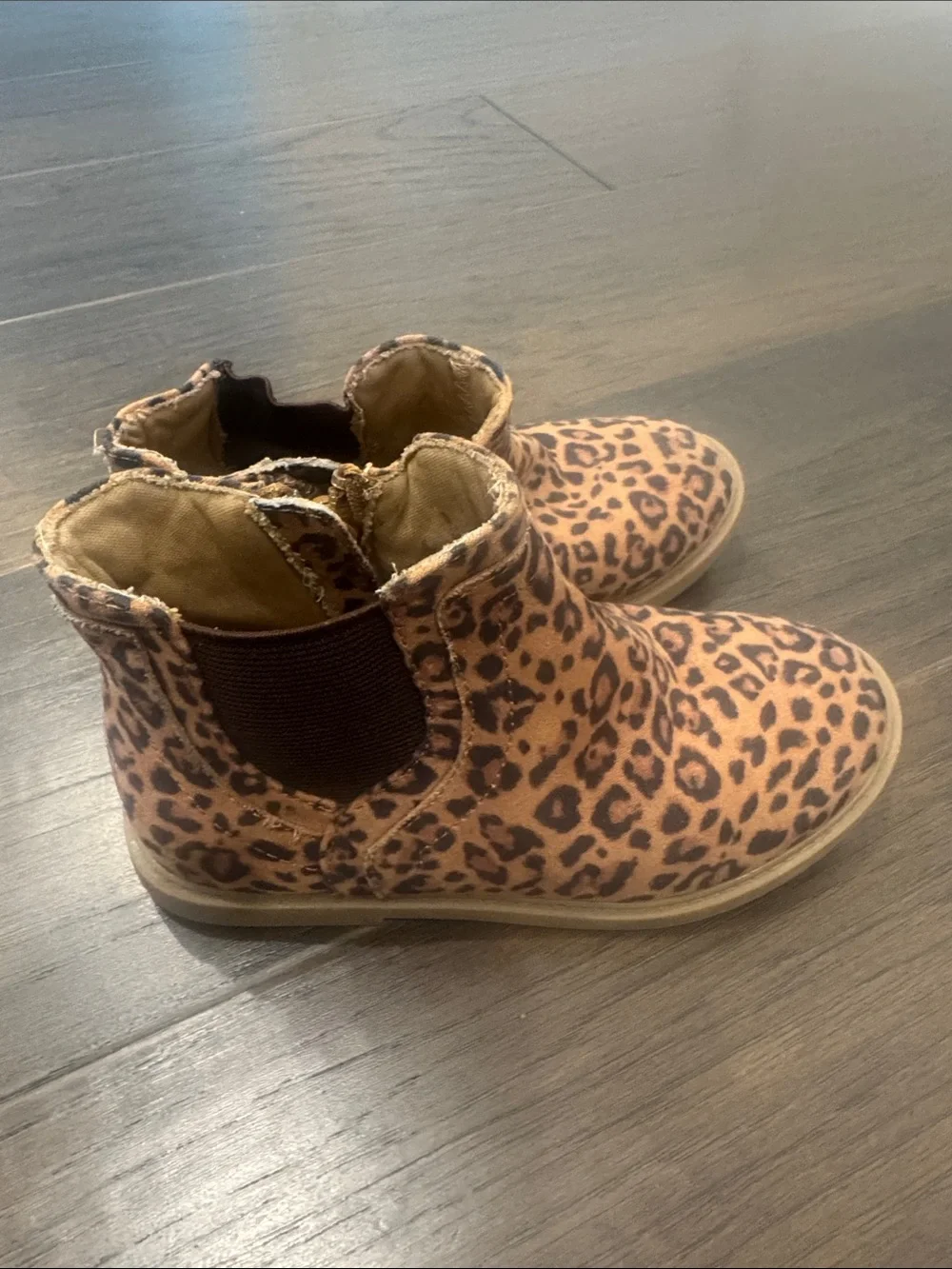 Tucker + Tate Kids Leopard Chelsea Boots - Tan/Brown